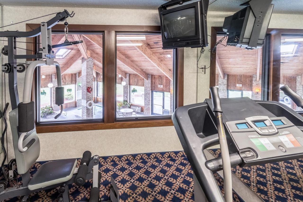 Quality Express Inn & Suites Mineral Wells Екстериор снимка